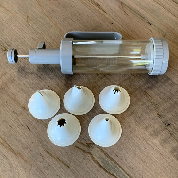 Dessert Decorator - Picture 4 of 7